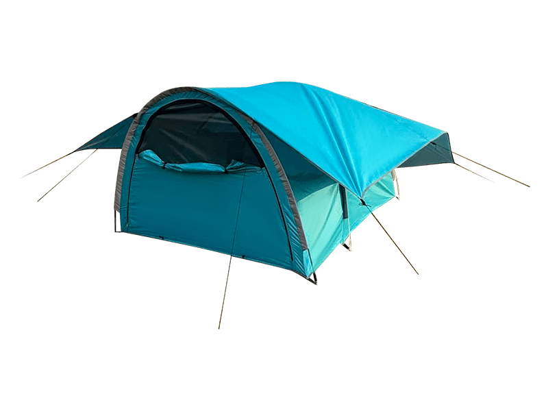 Barraca de acampamento com cama de caminhonete ao ar livre