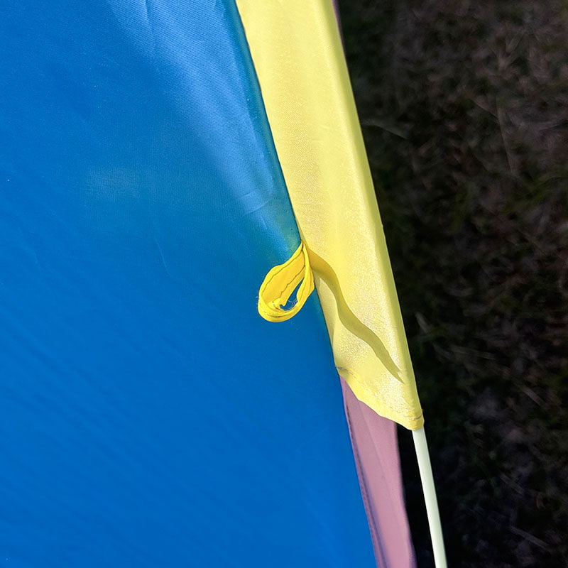 Barraca dobrável colorida ao ar livre para crianças