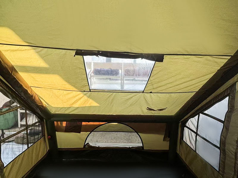 Barraca de acampamento inflável verde militar de tamanho pequeno
